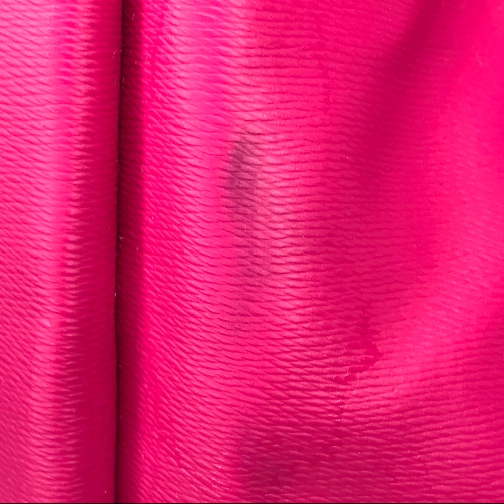 JUICY COUTURE PINK & BLACK PATENT BUCKET BACKPACK - Picture 11 of 16